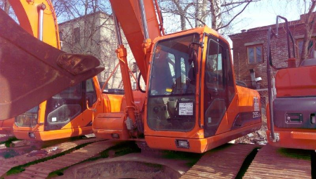Б/у экскаватор Doosan Solar 255LC-V Б/у экскаватор Doosan Solar 255LC-V