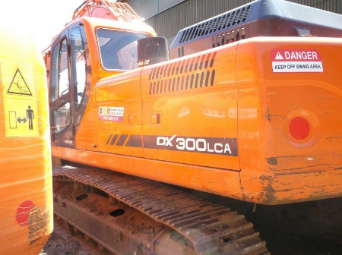 Б/у экскаватор Doosan DX 300LCA Б/у экскаватор Doosan DX 300LCA