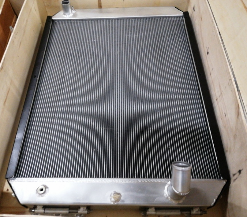 Радиатор водяной для экскаватора Hyundai R210LC-7 Титан Техника