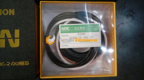 Ремкомплект гидроцилиндра ковша NOK EC240B
