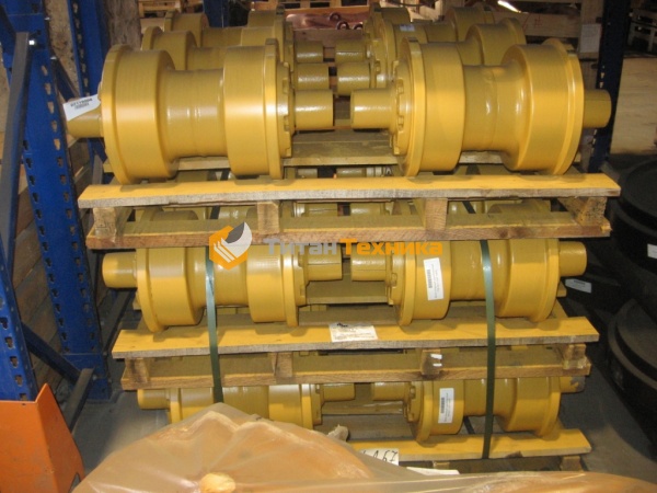Каток поддерживающий для экскаватора Komatsu PC220LC-2